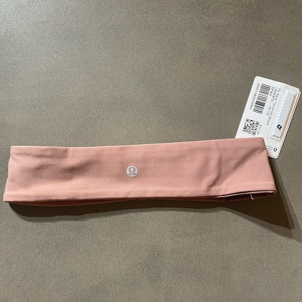 Lululemon fly away tamer headband